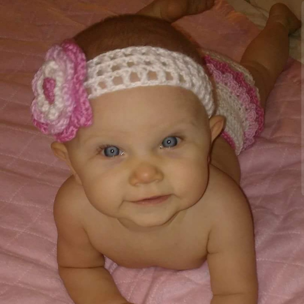 Baby Girls Pink and White Crocheted Set (photos)